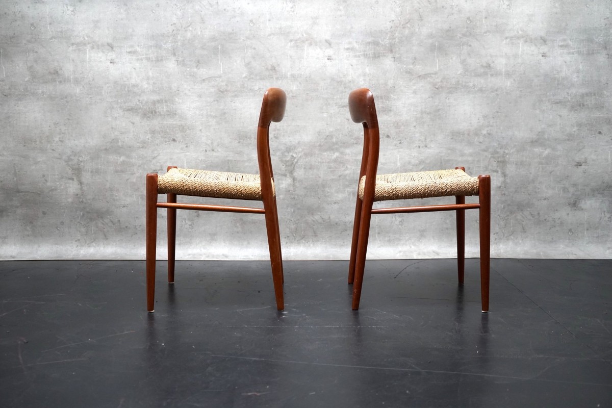 Dänische Mid-Century Stühle von Teak Modell 75 von Niels Møller für Jl Mollers, 1950er, 2er Set