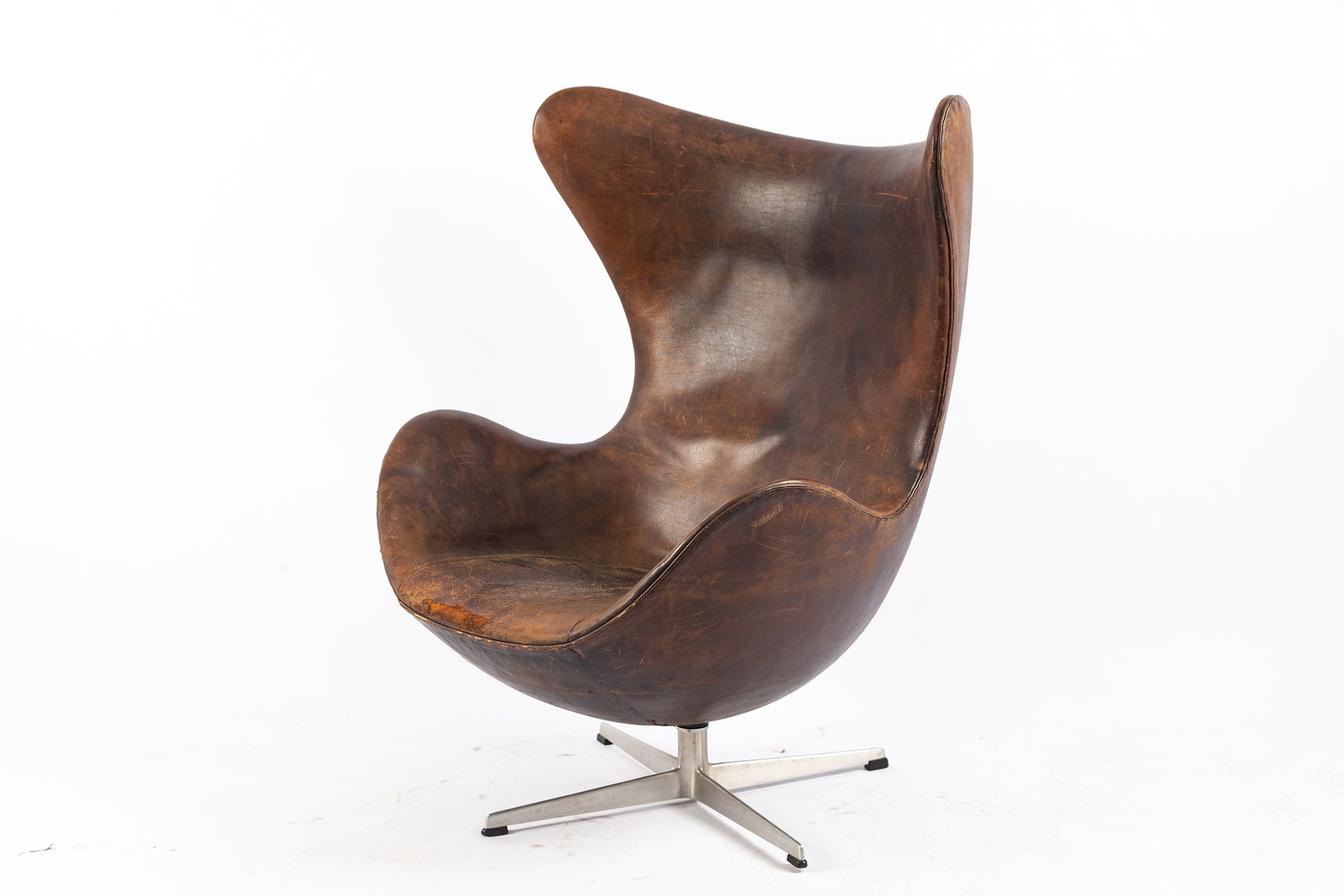 Dunkelbrauner Egg Chair von Arne Jacobsen für Fritz Hansen, 1960er