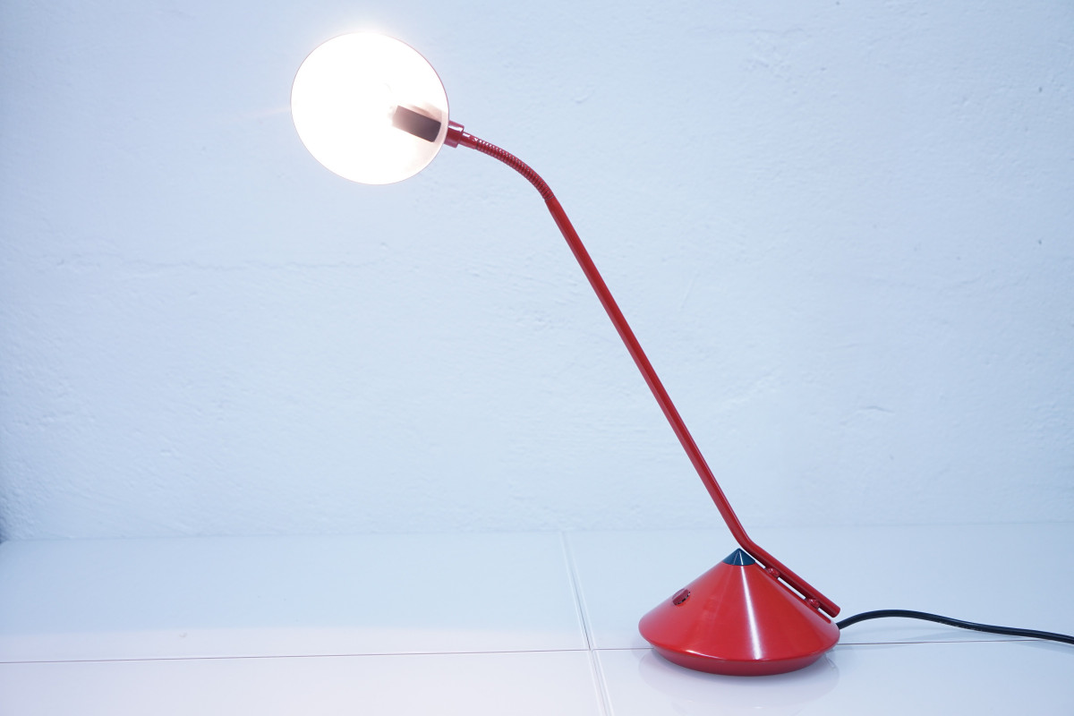 Rote Deutsche Vintage Tischlampe von Fischer, 1980er