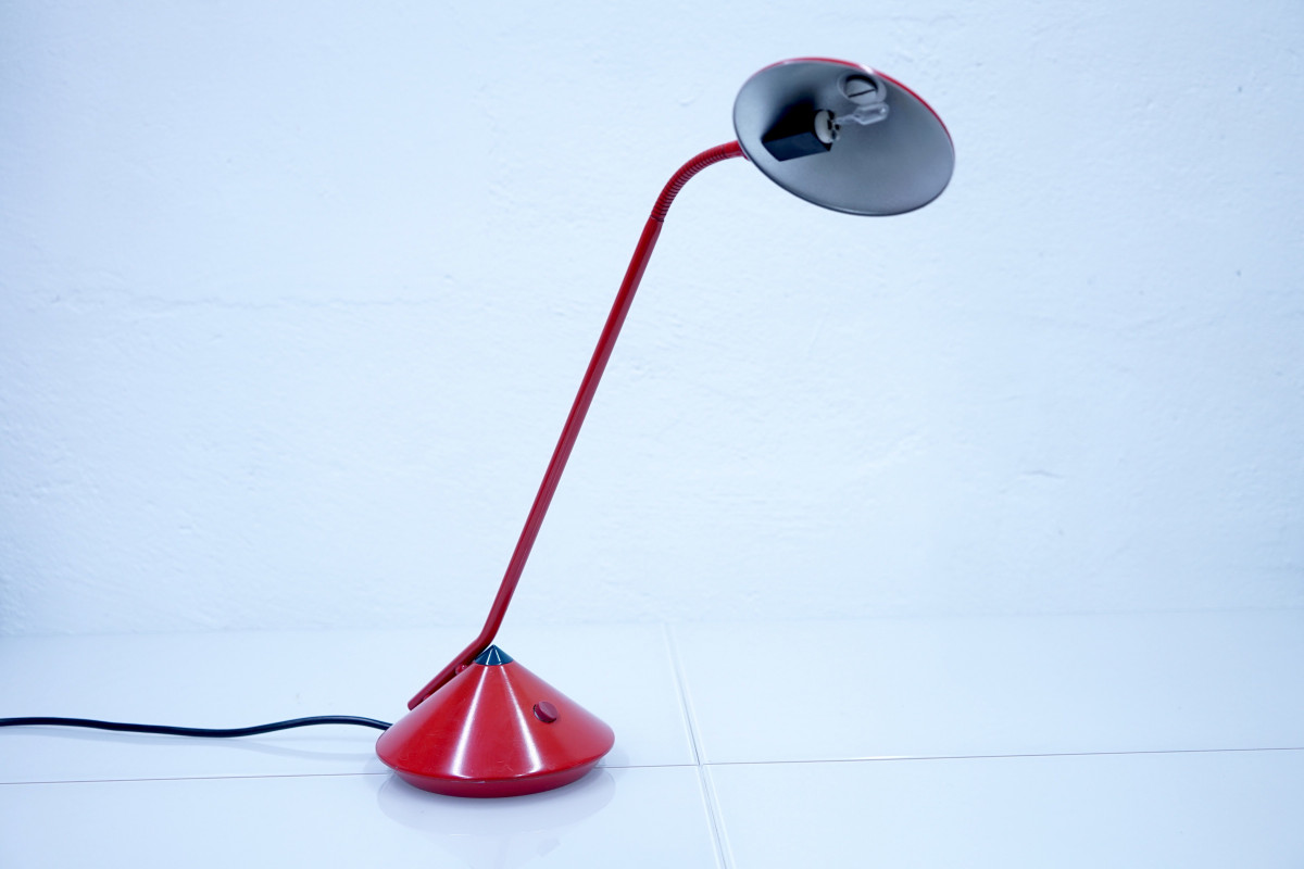 Rote Deutsche Vintage Tischlampe von Fischer, 1980er