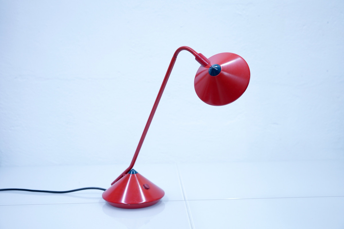 Rote Deutsche Vintage Tischlampe von Fischer, 1980er