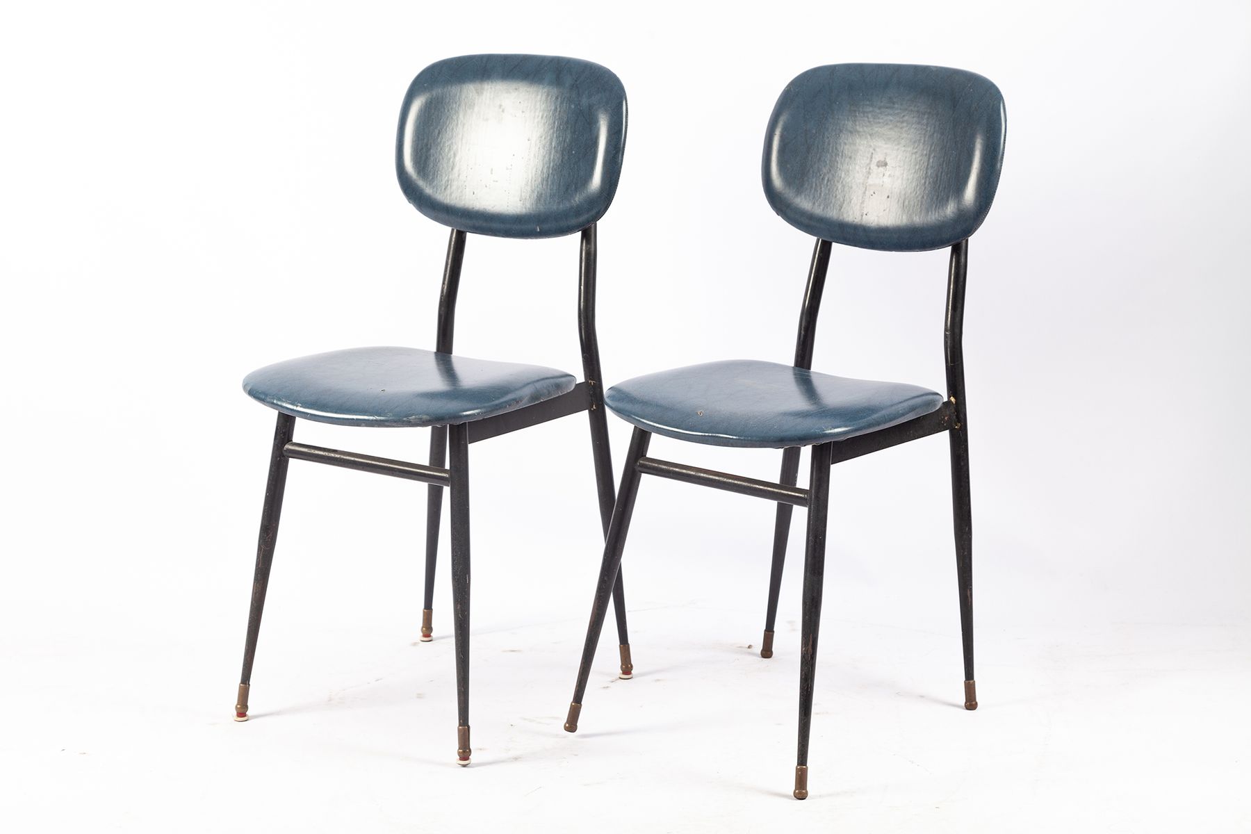 Schreibtischstühle aus Schwarzem Metall & Dunkelblauem Skai von T. Archiutti, 1950er, 2er Set