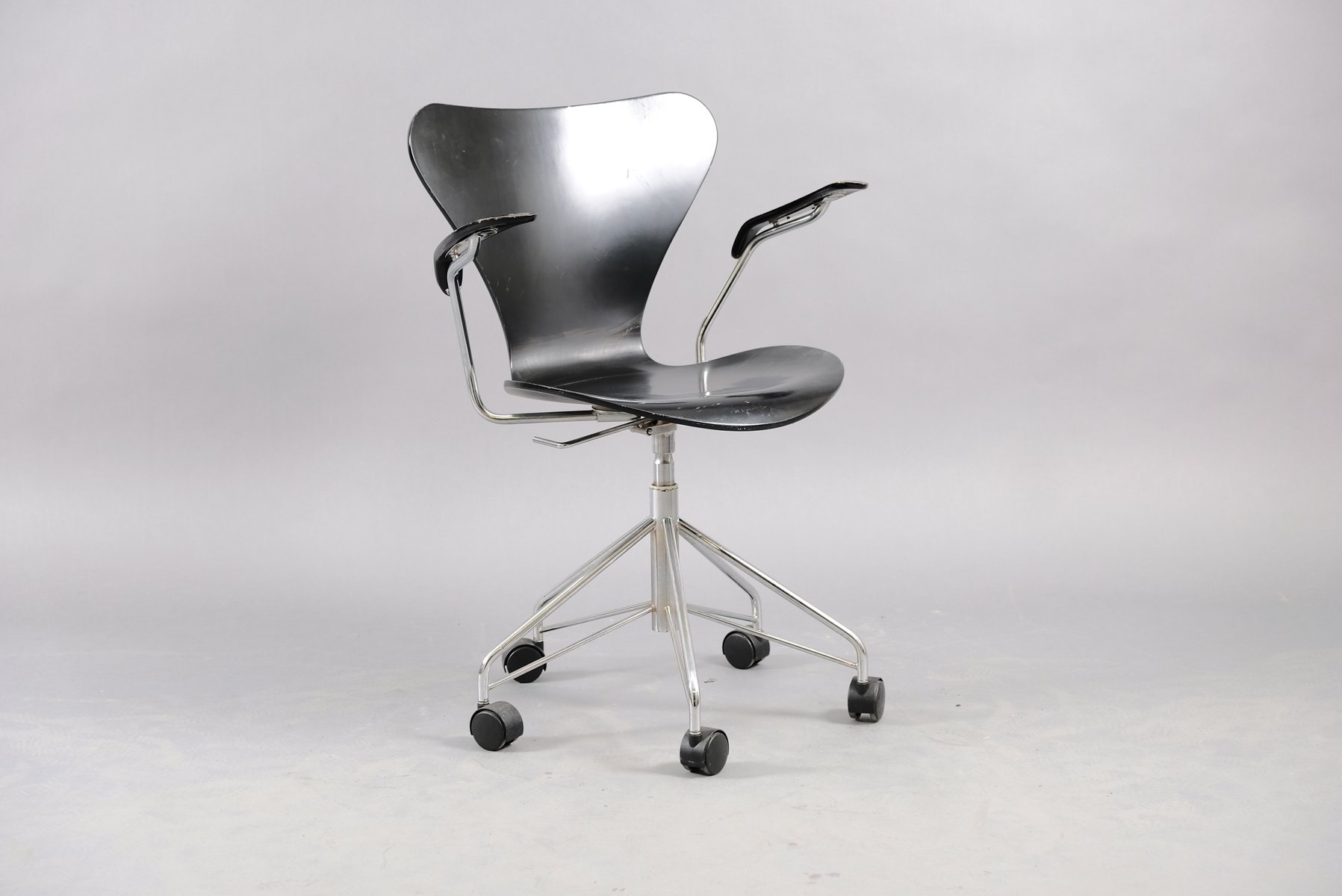 Vintage Black Office Chair by Arne Jacobsen for Fritz Hansen, 1960s