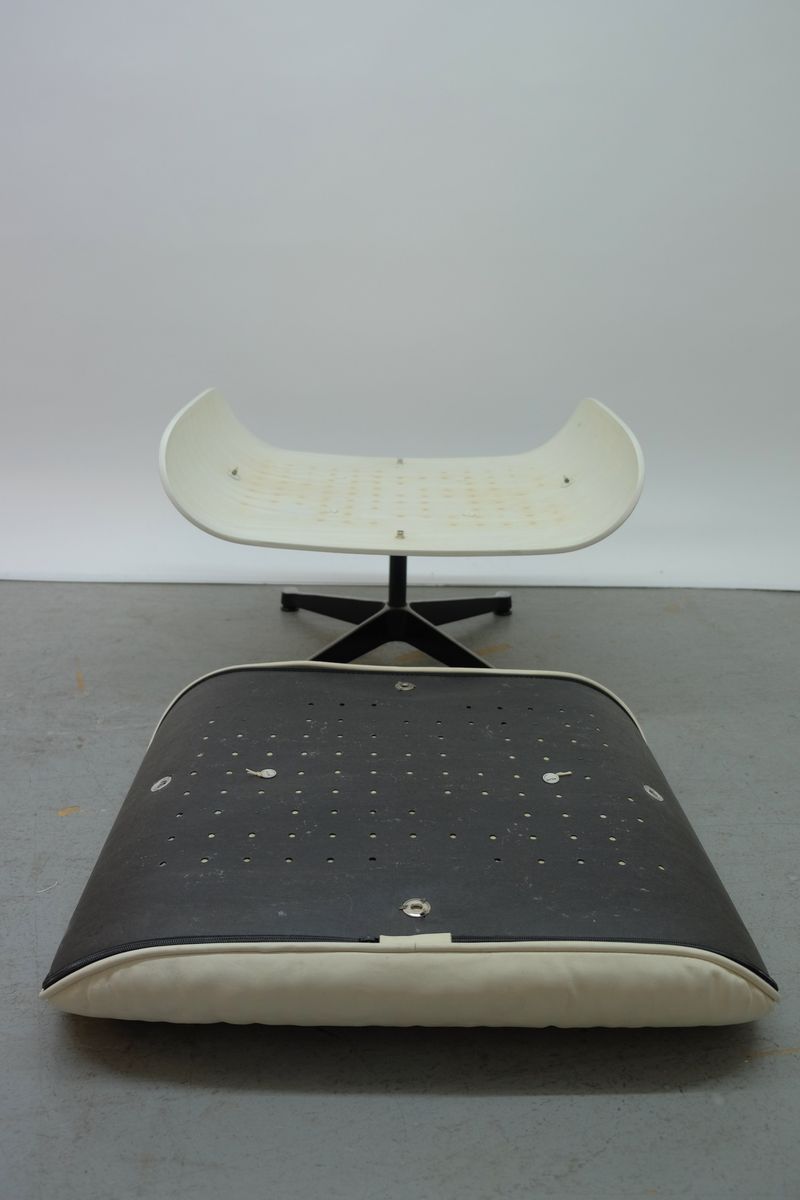 Vintage Eames Fußhocker von Charles & Ray Eames für Vitra
