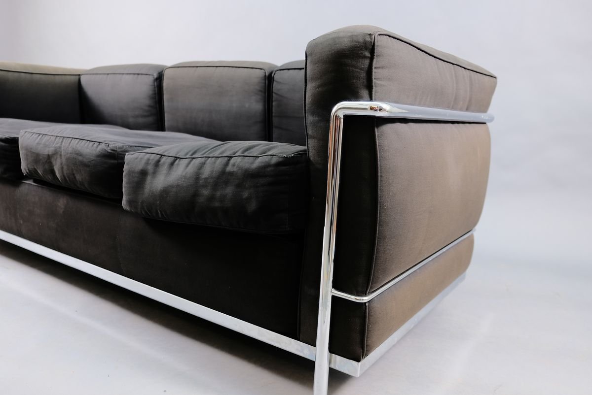 Vintage LC2 3-Sitzer Sofa von Le Corbusier für Cassina, 1970er