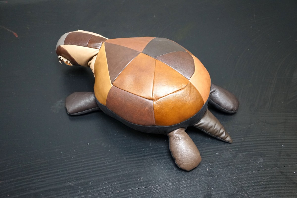Vintage Schildkröte aus Leder Patchwork, 1960