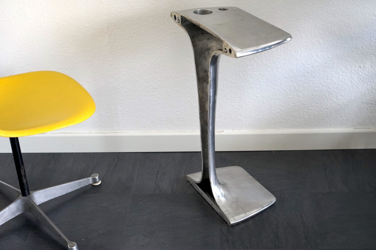 Vintage Space Age Tisch aus Aluminium, 1980er