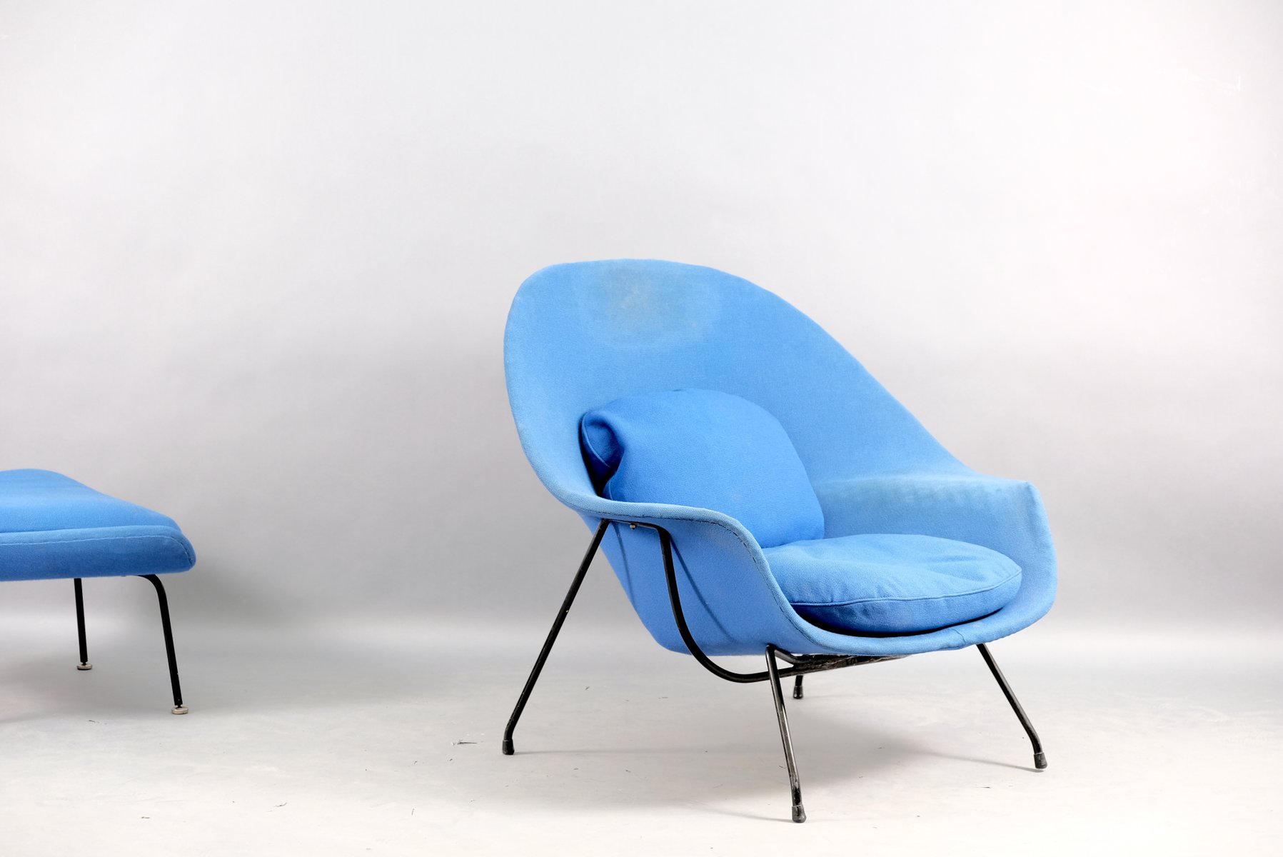 Vintage Womb Chairs by Eero Saarinen for Knoll Inc. / Knoll International, Set of 2