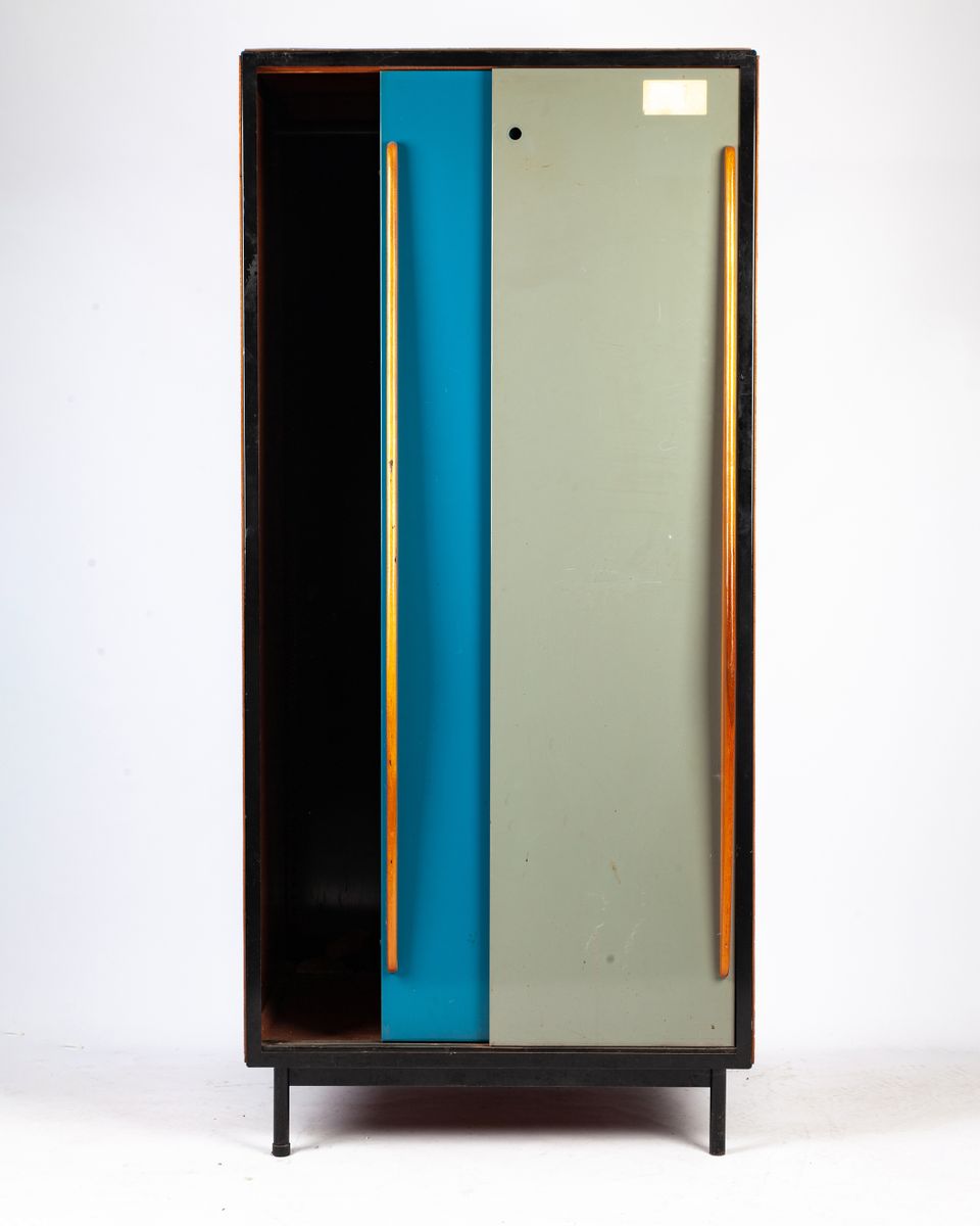 Zweifarbiger Kleiderschrank von Willy van der Meeren für Tupax, 1960er